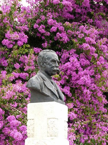 Statue in Lisbon park