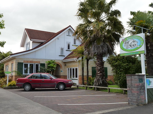 J’s Backpackers in Hamilton