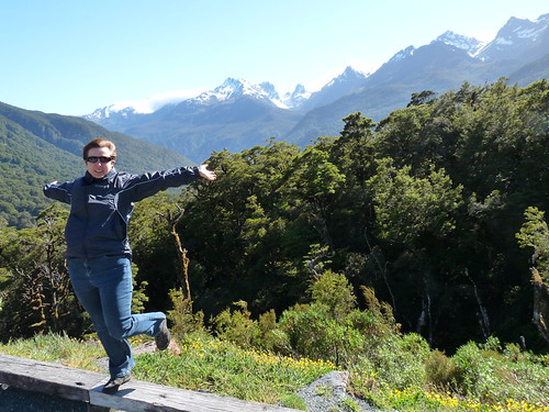 Claire and the snow-capped peaks on the way to Milford Sound