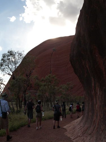 On the Uluru base walk