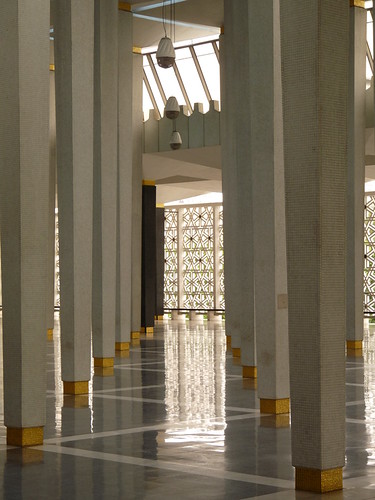 Inside the National Mosque