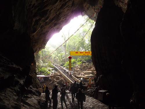Entrance to the Chua Trong Temple cave