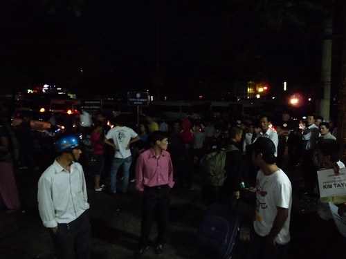 People at the Lao Cai train station at 5am