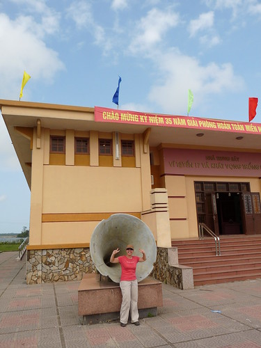 Claire next to a massive American loudspeaker