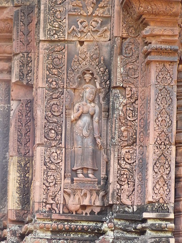 Carvings at Banteay Srei